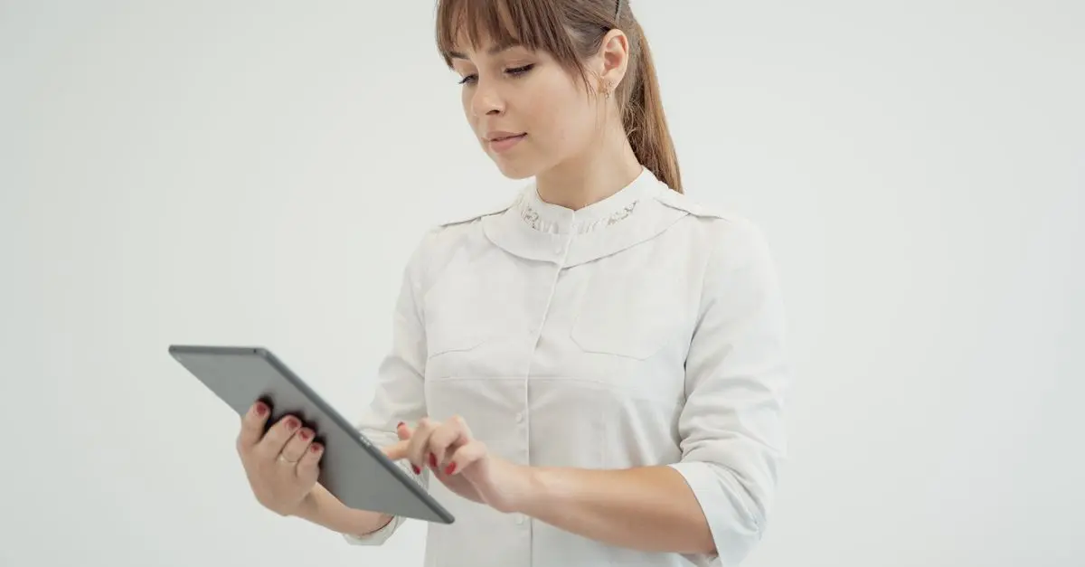 Les critères essentiels pour choisir un comparateur de mutuelle pro