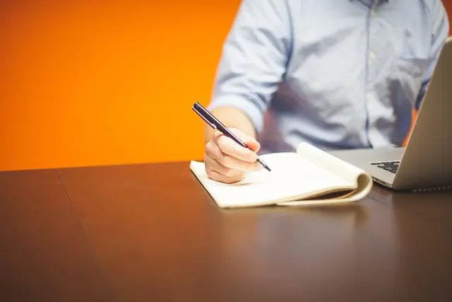 Comment analyser les résultats d'un comparateur mutuelle pro