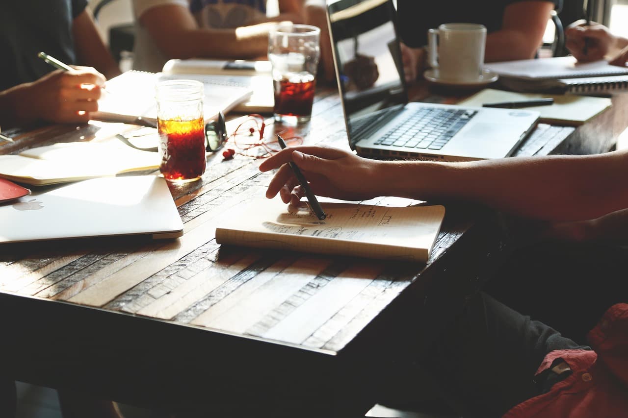 Les 10 critères essentiels pour choisir une mutuelle pro